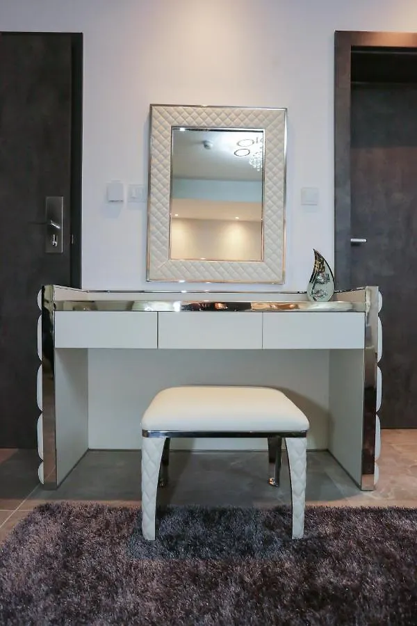J'Me Boutique Hotel - Adults Only San Ġiljan